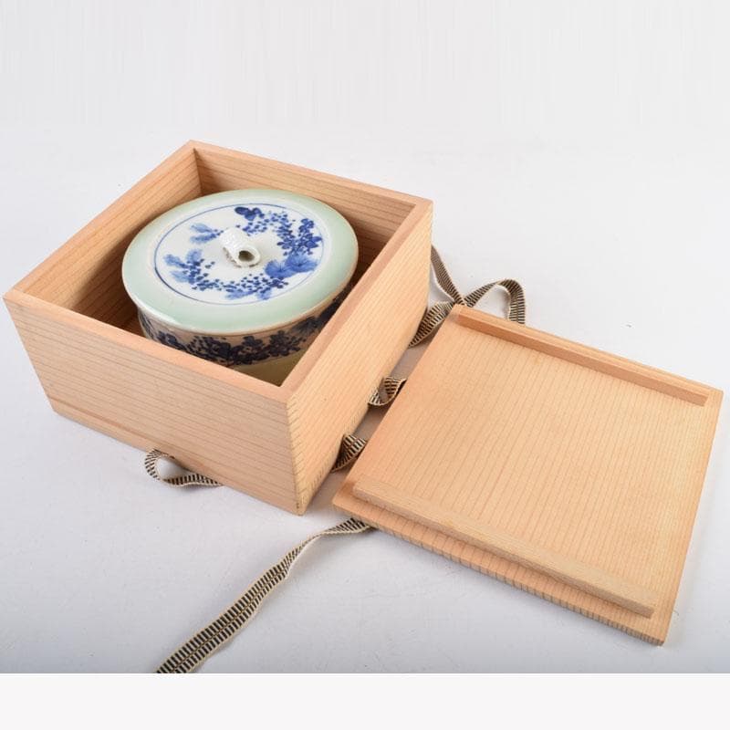 瀬戸焼　染付　花草文　三足香炉　蓋物　在銘　時代箱　V　9032