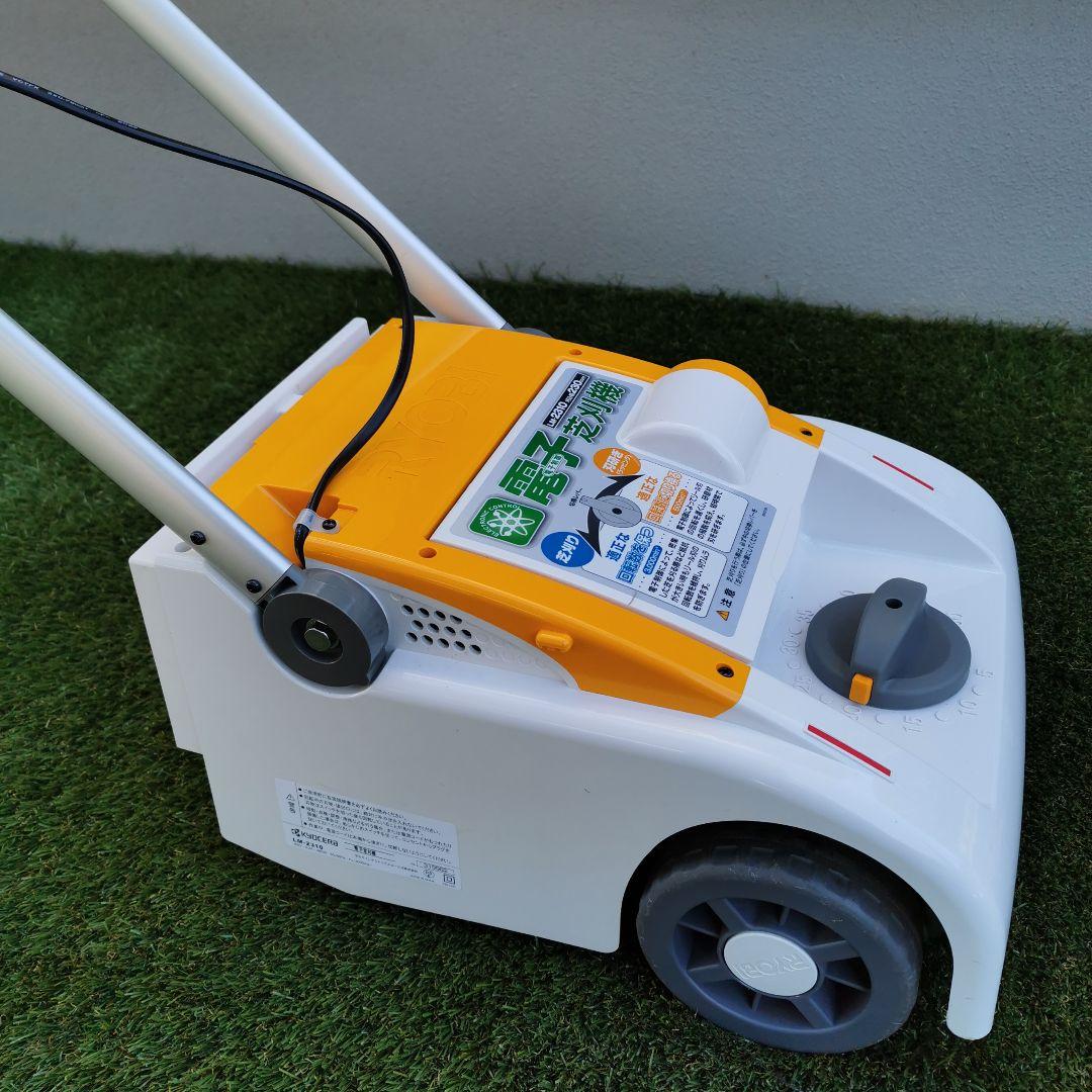 瀬戸焼 古瀬戸 黄瀬戸 灰釉印花菊文 手付水注 V R6928 古陶磁] 古瀬戸