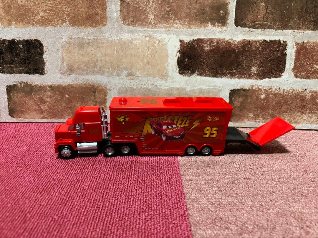 限定出品　カーズ　マックトラック トレーラー 11台セット