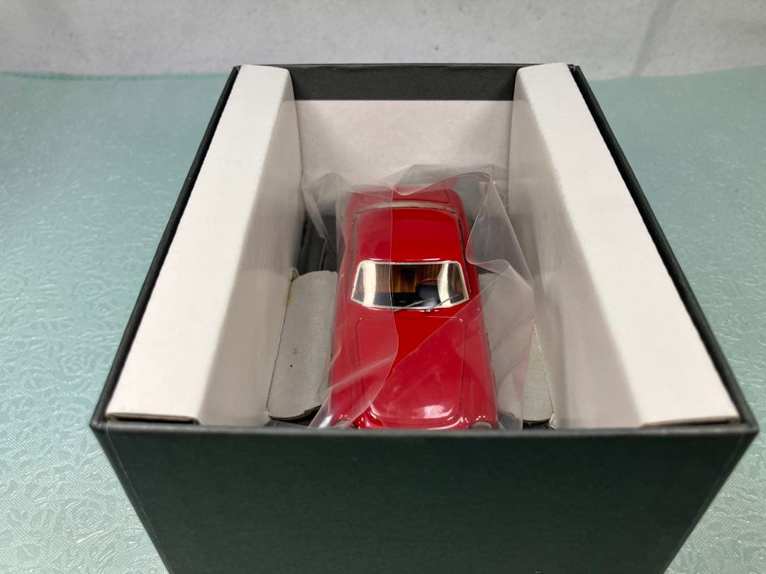 BBR フェラーリ330GTC ストリート　1966年　レッド