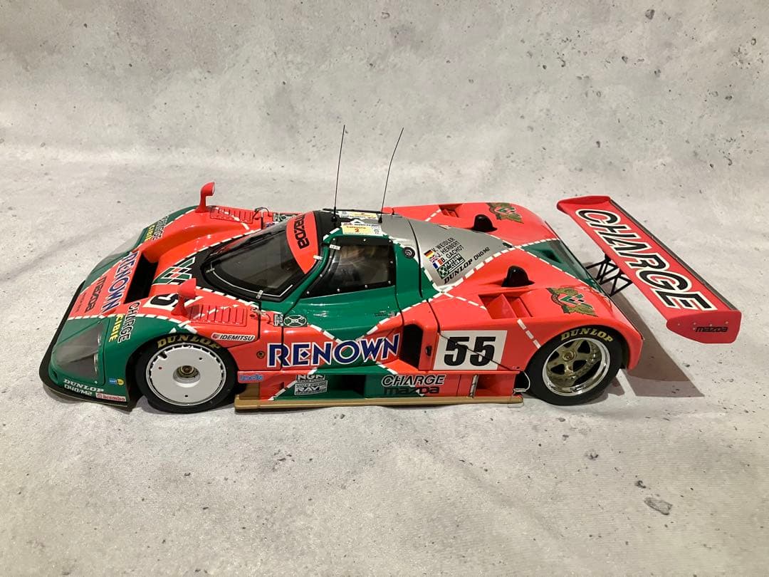 オートアート 1/18 787B MAZDA 箱無し ディスプレイケース付