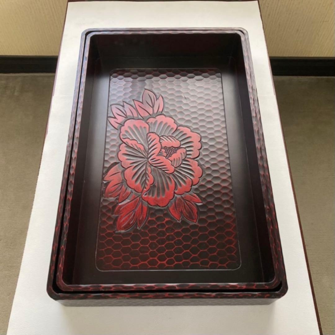 鎌倉彫 乱れ籠 衣装籠 盆 トレイ 2枚組 収納 木製 彫刻 漆塗 花柄