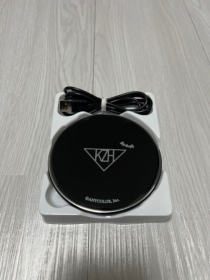 にじさんじ 葛葉 ワイヤレス充電器 ONKYO - メルカリ