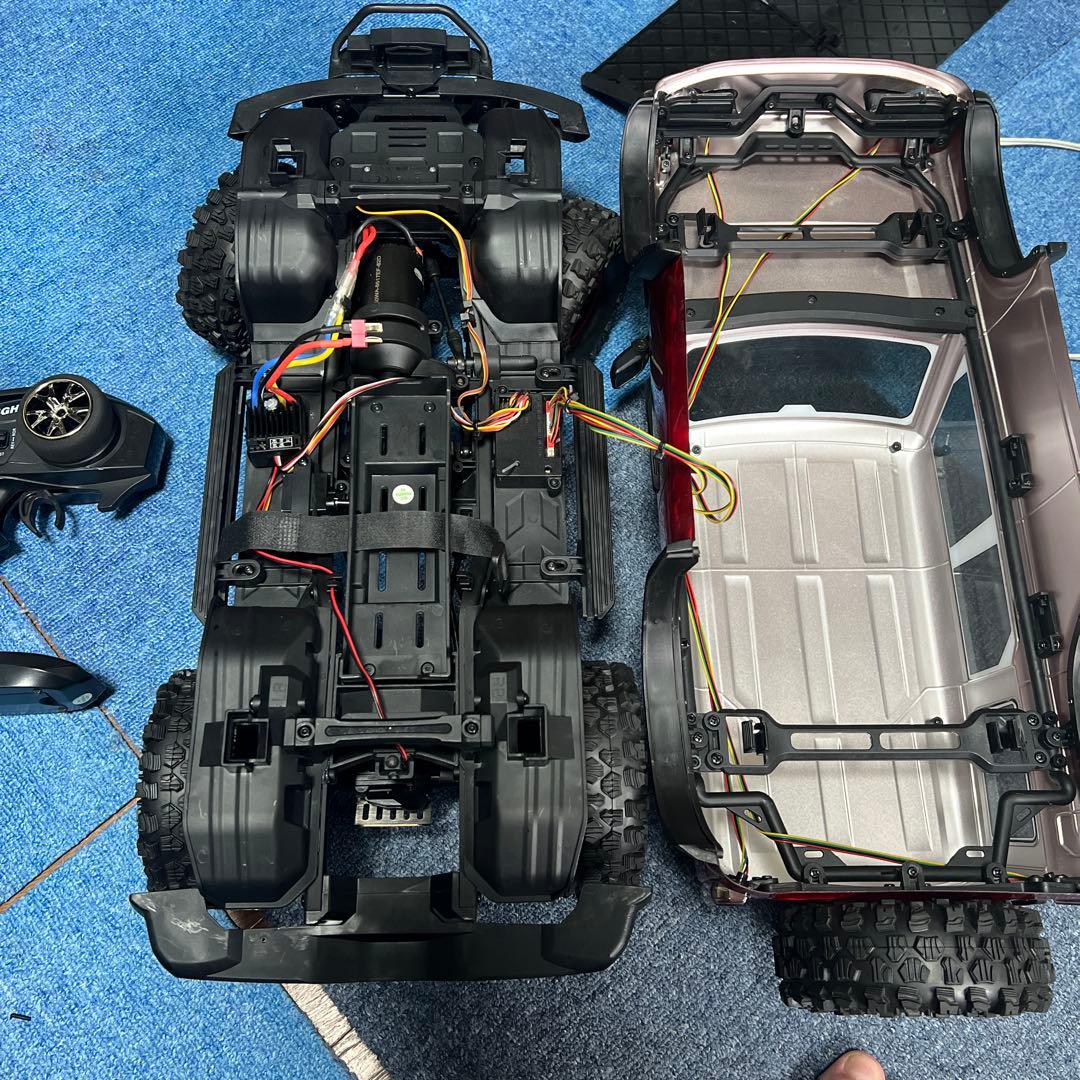 RC クローラー 1/10 Rc カー 4WD RTR HB R1001