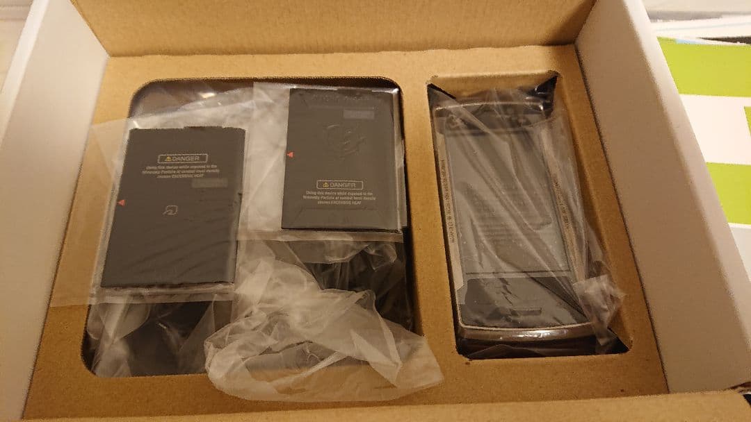 シャア専用携帯ザクヘッドセット