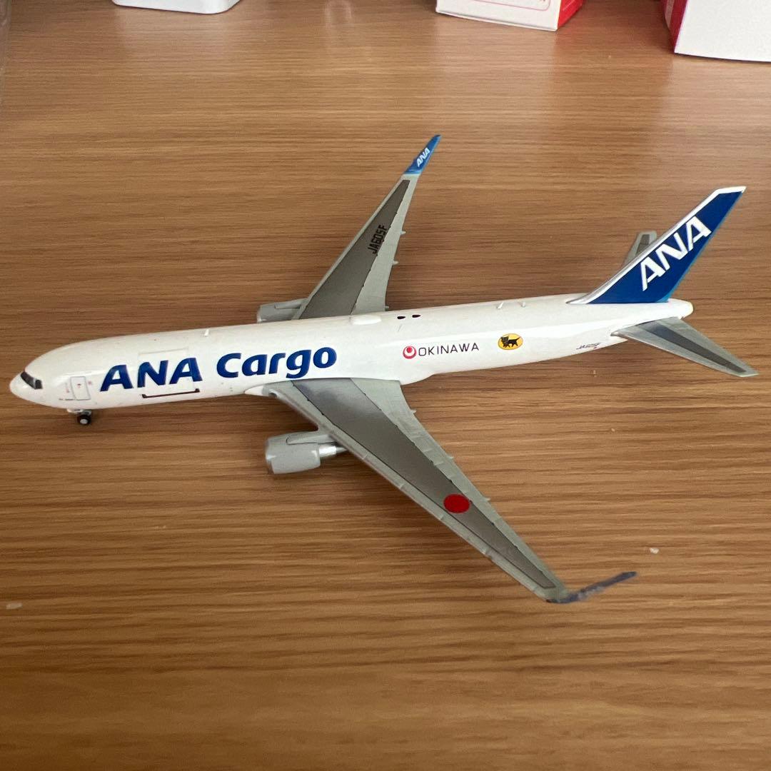 ANA B767-300F 1/400 注意 ANA B767-300F 1/400 注意