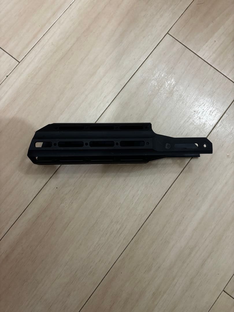 ブラック アルミ ハンドガード KRISS Vector angry gun