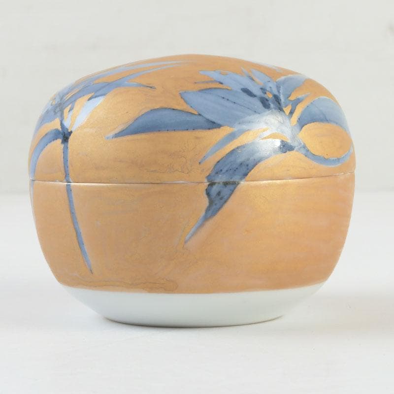 茶道具　染付金彩　りんどう図　御薄器　在銘　共箱　V　9482