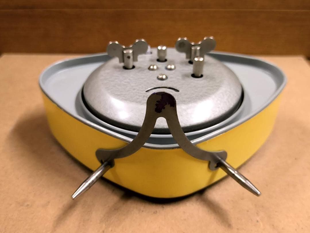 レトロ FOSSIL AMERICAN CLASSIC 手巻き式 目覚まし時計