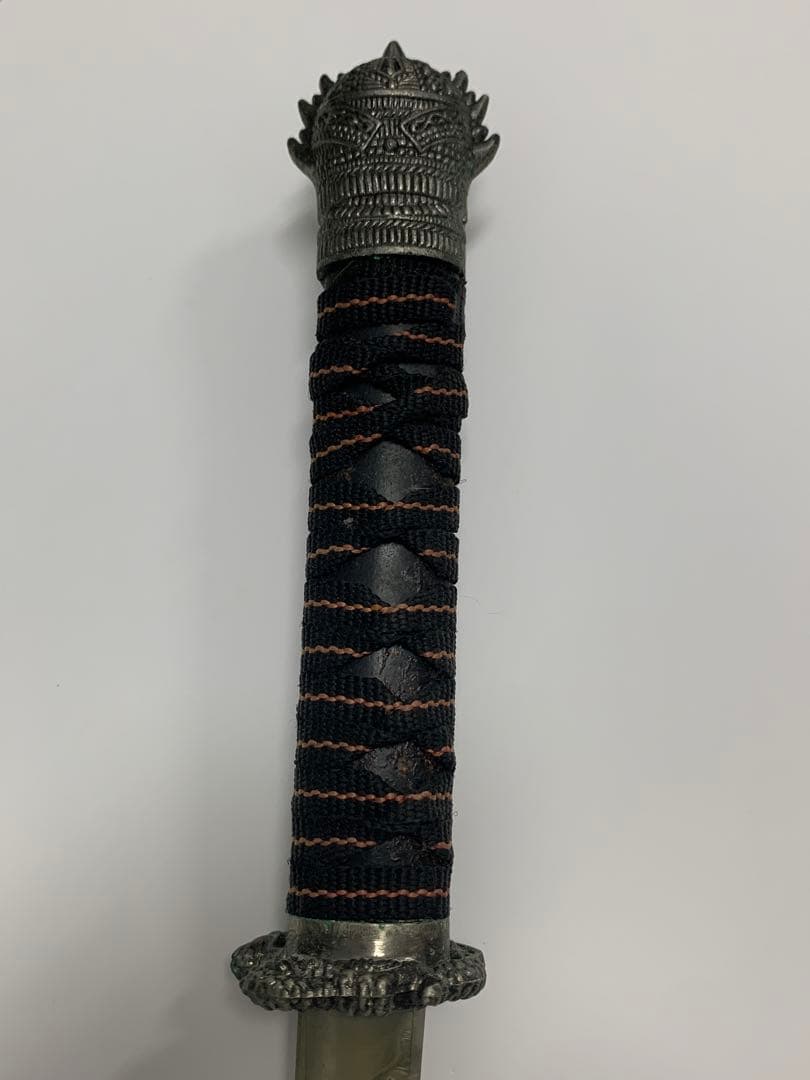 模造刀　装飾的な金属製の刀