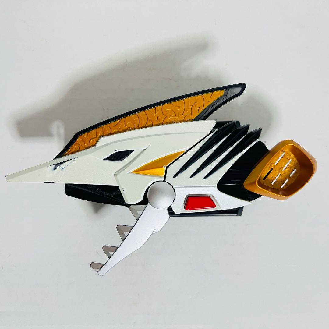 爆竜戦隊アバレンジャーダイノマインダー ステゴプレート・説明書付き動作確認済み