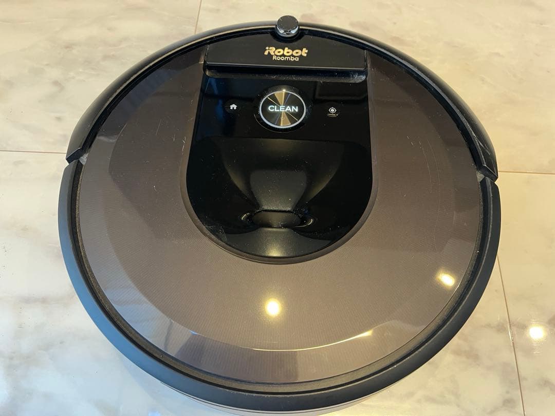 iRobot Roomba i7 ロボット掃除機本体＋充電ドック(箱あり) iRobot