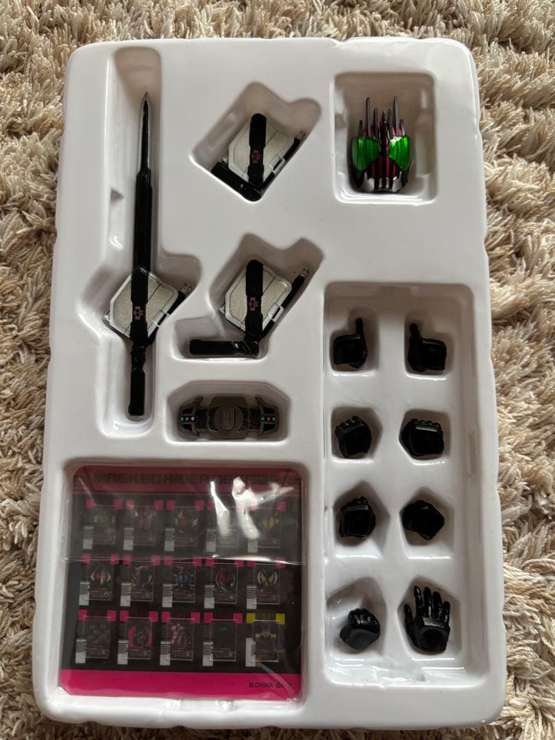 真骨彫製法　仮面ライダーディケイド　フィギュアーツ　初期版