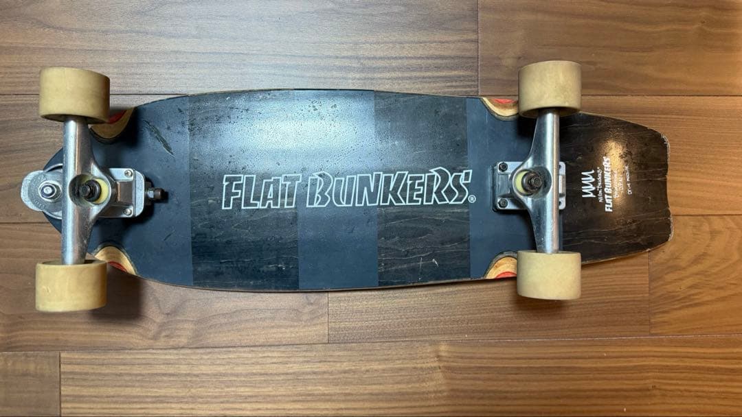 Flat Bunkers フラットバンカーズ　サーフスケート　スケートボード