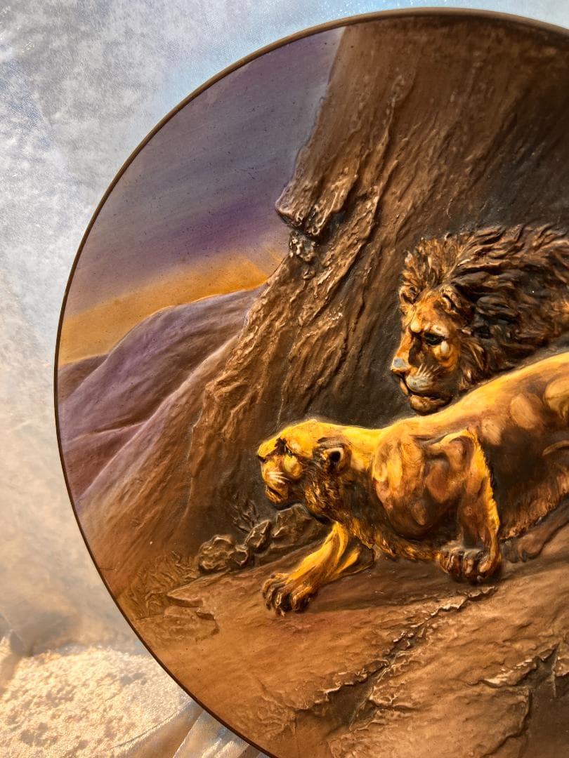 オールドノリタケのモールドライオンのデザイン皿プレート飾り皿盛り上げ