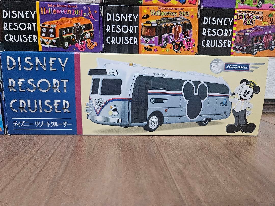 ディズニーリゾートクルーザー32台セット - メルカリ
