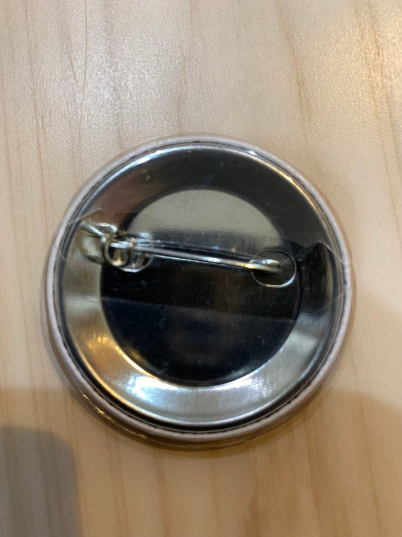 Official dism メンバー全員 似顔絵 缶バッジ 4個セット