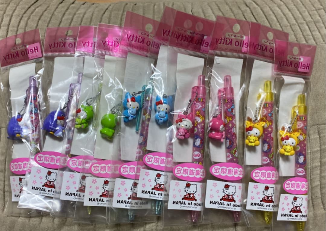 ご当地 ハローキティ 動物抱っこ 10本セット 5種✖️2 ディスカウント