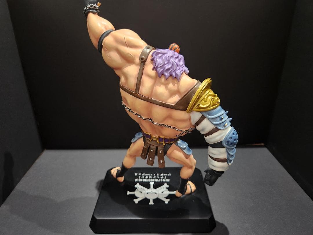 ジーザス・バージェス チャンピオン ワンピース フィギュア