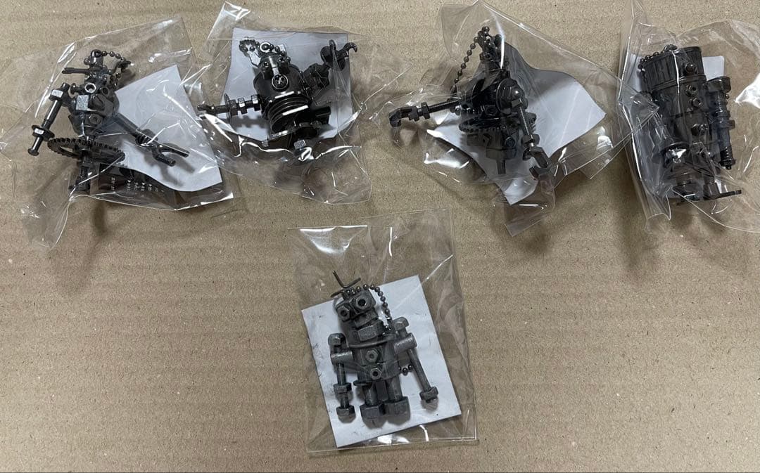 米津玄師JUNK がらくたくんキーホルダー ガチャ黒メタ4種+レア人気1