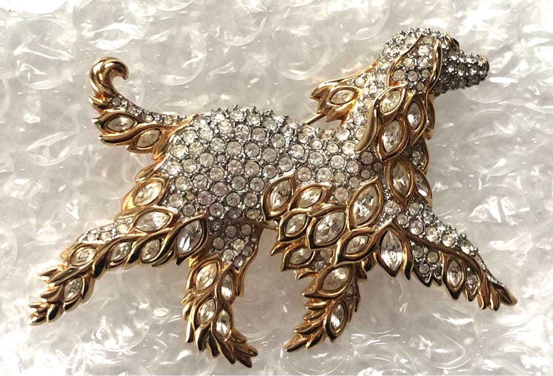 スワロフスキー 犬 ブローチ Dog