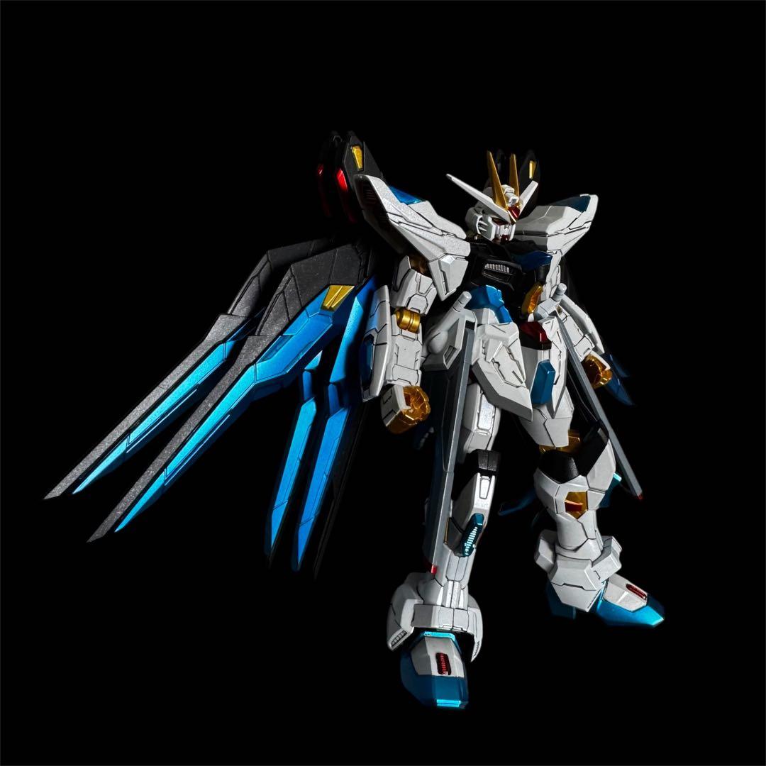 専用 GフレームFA ストライクフリーダム 初音ミクカラー ガンプラ
