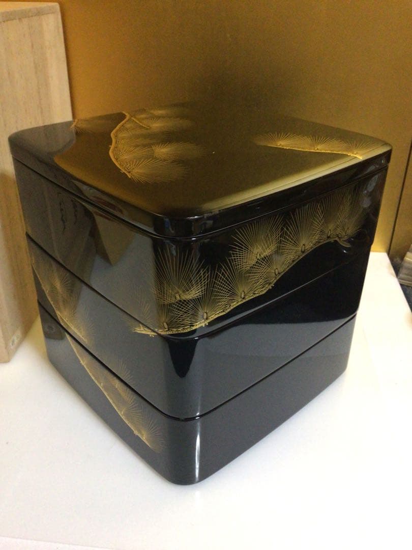 輪島塗 沈金 重箱 共箱付き