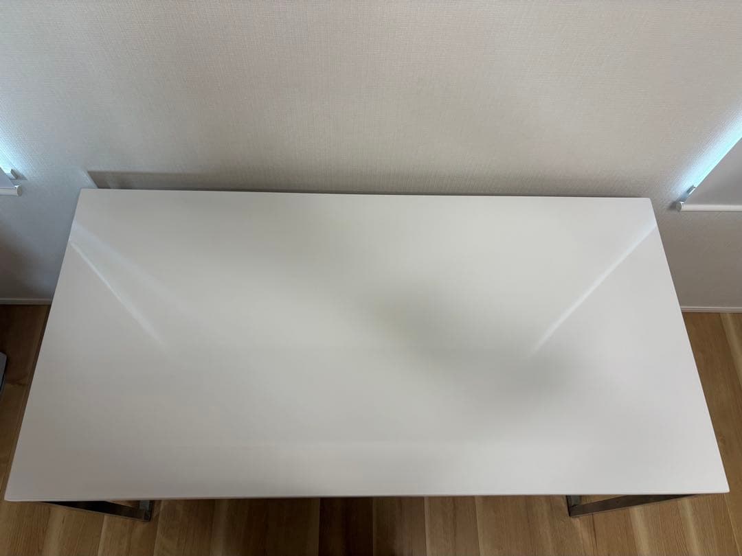 サンワダイレクト パソコンデスクW120×D60×H70cm・鏡面仕上げ