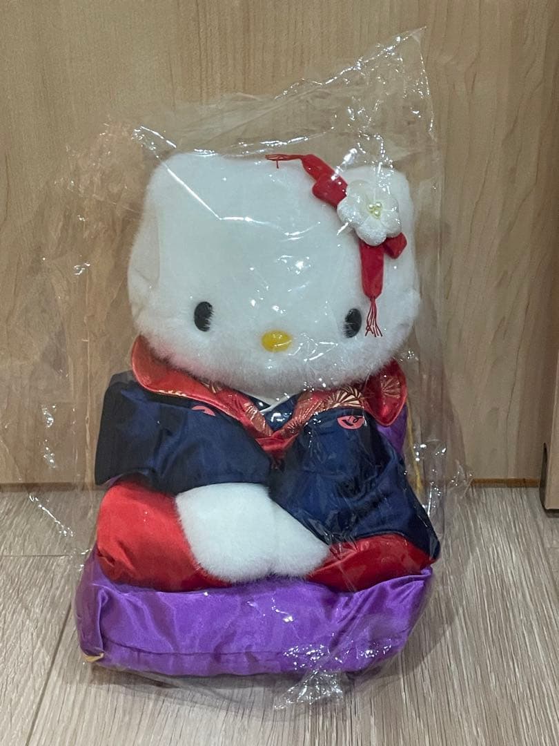 サンリオ　キティ　はろうきてぃ　レトロ　ぬいぐるみ　福まねき　着物　座布団　希少