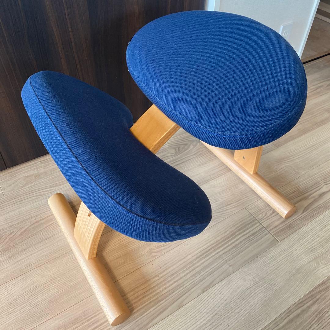 完成品・美品・カバー付き】バランスチェア・イージー ネイビー - メルカリ