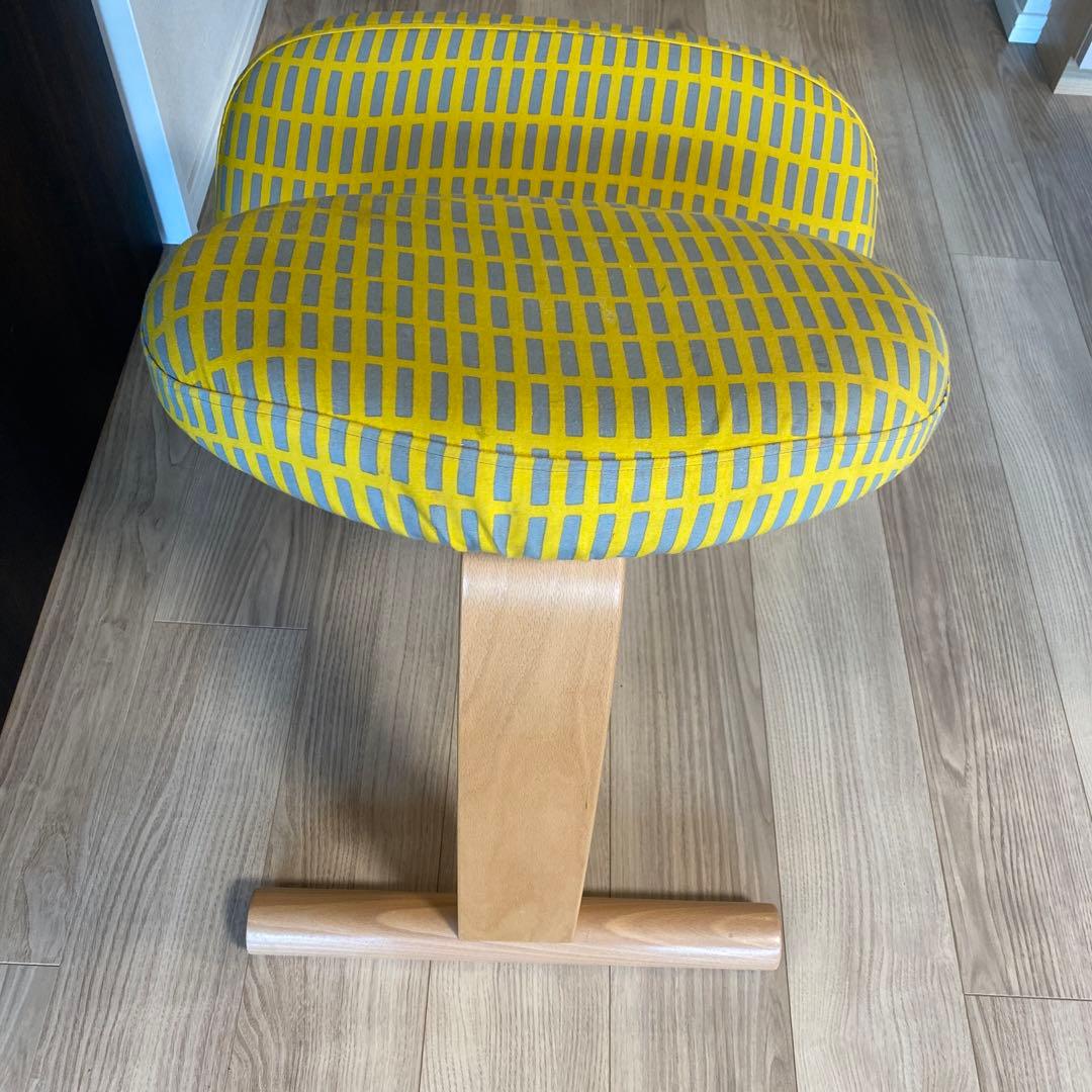 完成品・美品・カバー付き】バランスチェア・イージー ネイビー - メルカリ