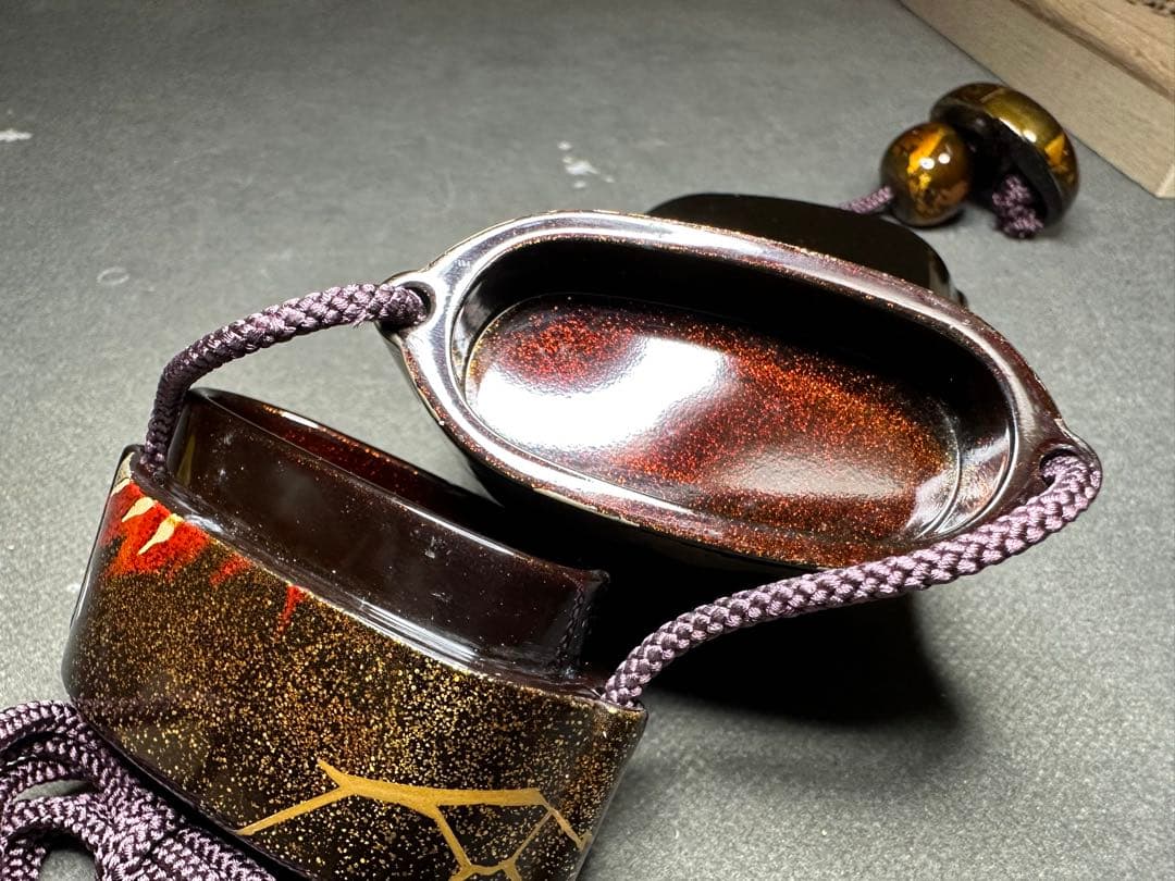 印籠　富士　蒔絵　根付　置物　古美術品　 細密細工　骨董　アンティーク　工芸品