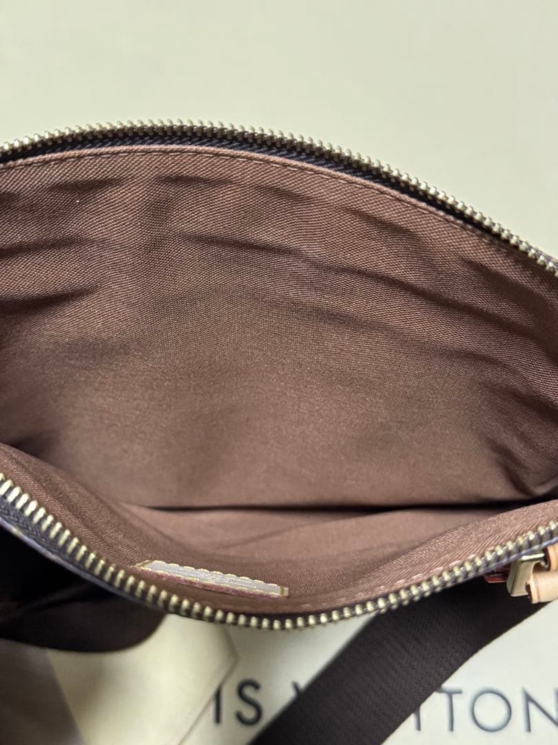 ルイヴィトン ショルダーバッグ モノグラム ポシェットボスフォール 極美品