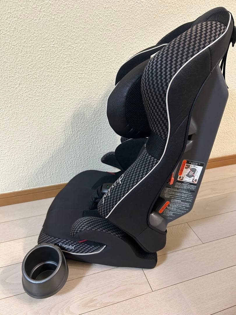 コンビ ジョイトリップ エアスルー エッグショックGC チャイル・ジュニアシート