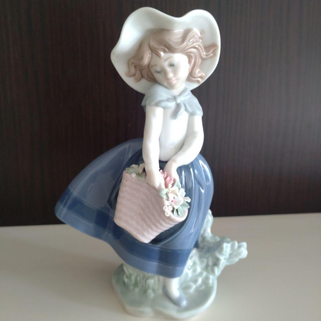 リヤドロ LLADRO きれいな花ばかり 05222