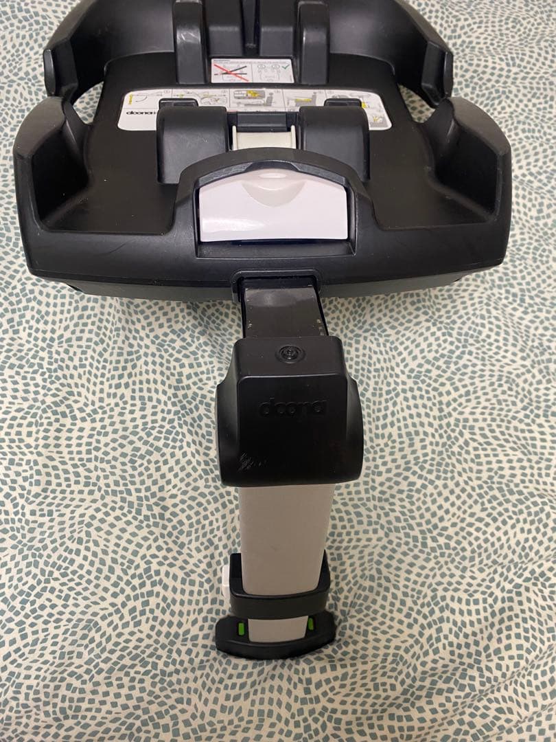 doona チャイルドシートベース ISOFIX