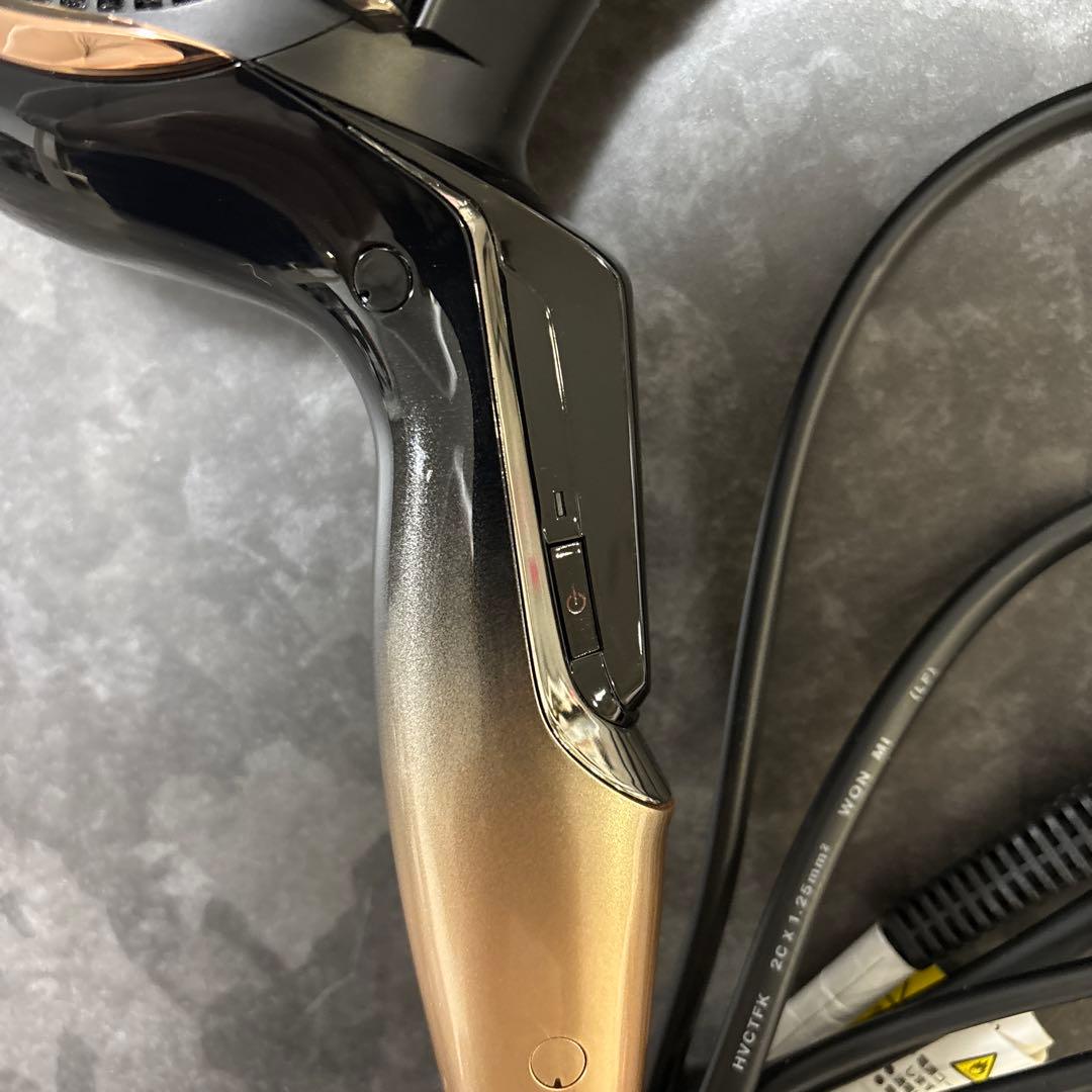 REPRONIZER 4D Plus ヘアドライヤー ブラック