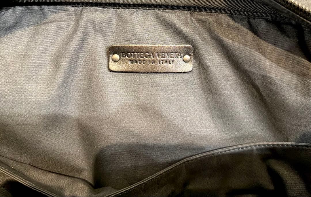 ◻️BOTTEGA VENETA◻️ボッテガヴェネタ◻️イントレチャート黒／希少大◻️