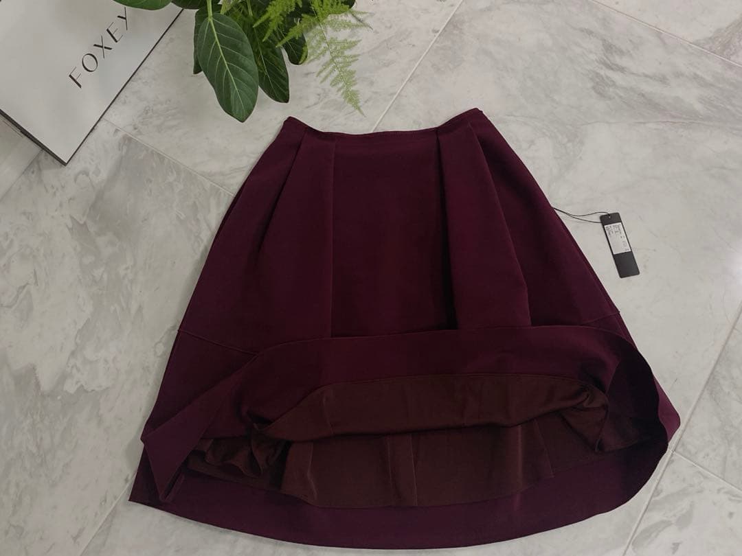 新品・未使用★FOXEY/フォクシースカート バロン 38 バーガンディ