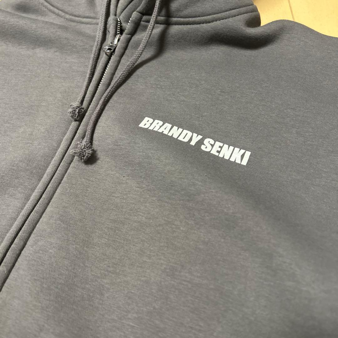 ブランデー戦記 あまりにもシンプルなロゴジップパーカー XL サイン入り