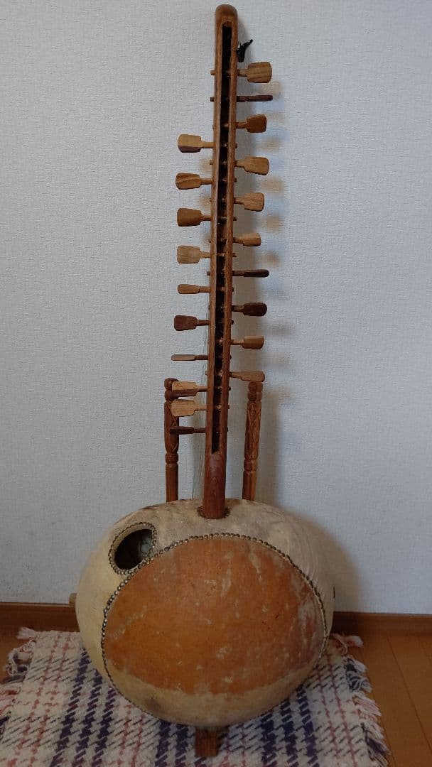 コラ (西アフリカ・マリのハープリュート)