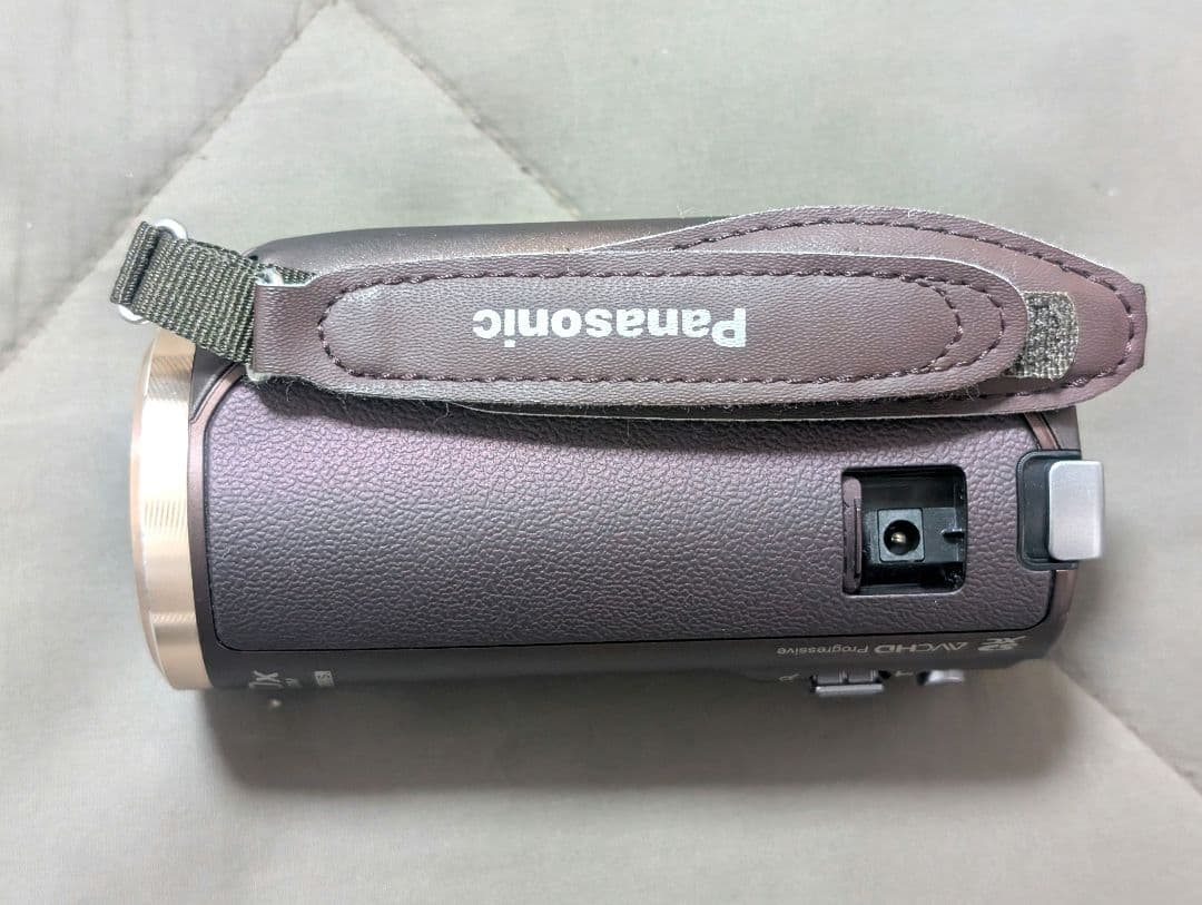 【中古】Panasonic ビデオカメラ HC-V550M（動作確認済み）