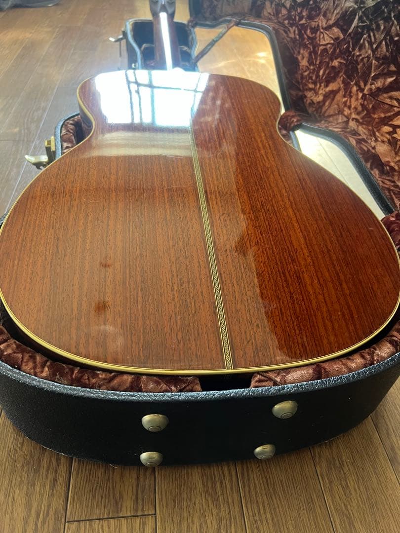 OMサイズ アコースティックギター ハードケース付き Santa Cruz OM