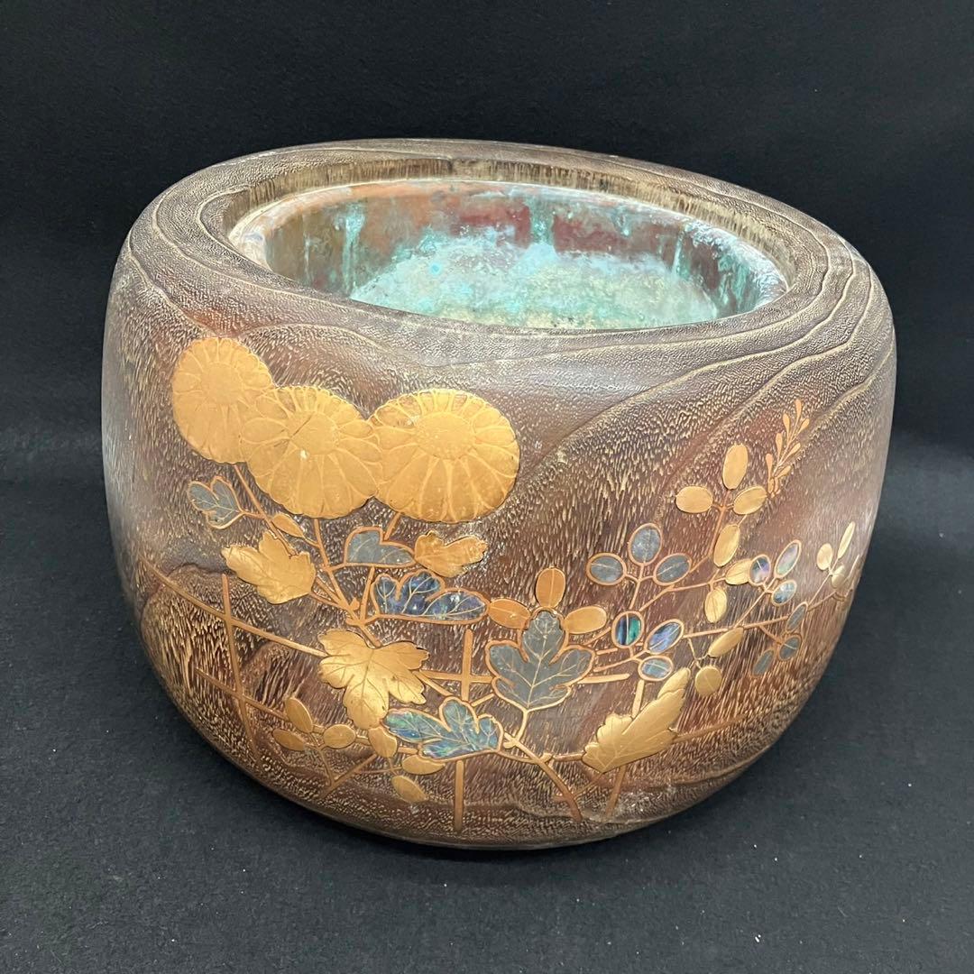 蒔絵の火鉢