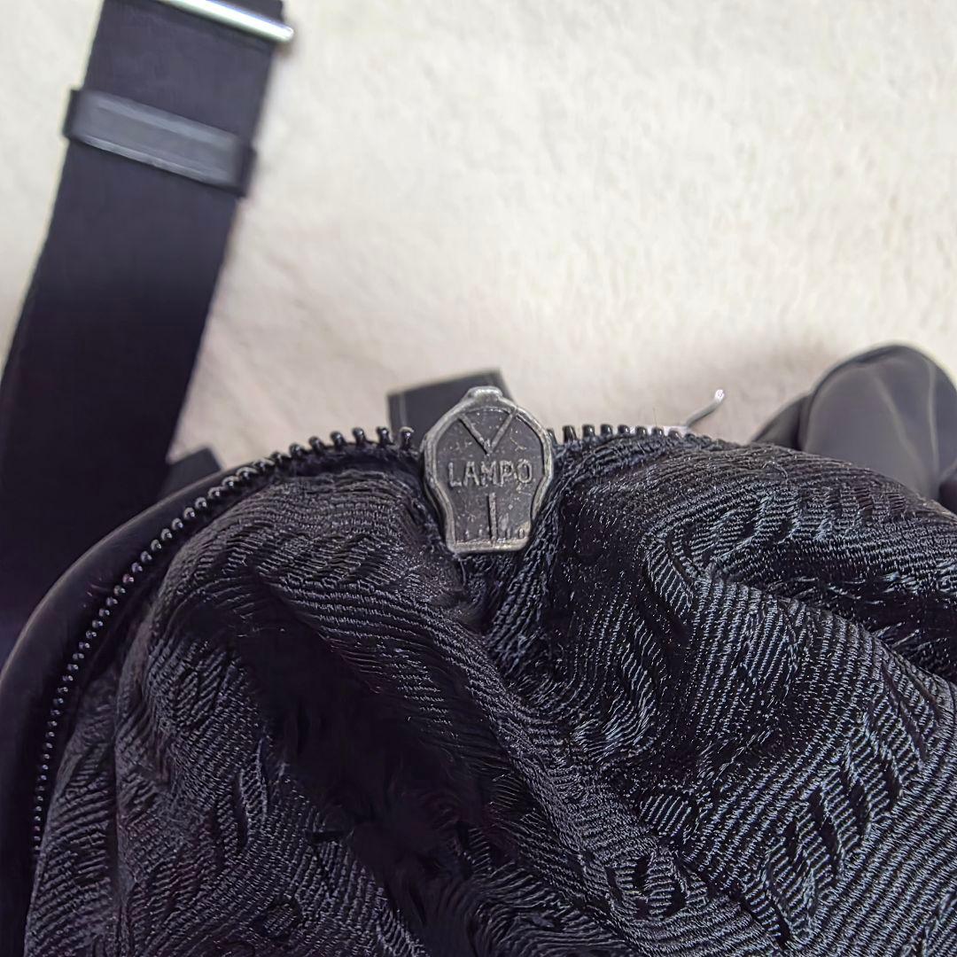 【良品✨】PRADA プラダ　ショルダーバッグ　メッセンジャーバッグ　ナイロン