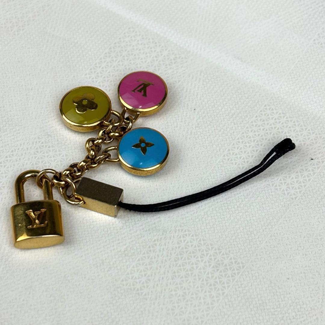 美品！ルイヴィトン ビジューテレフォンヌ パスティーユ ストラップ