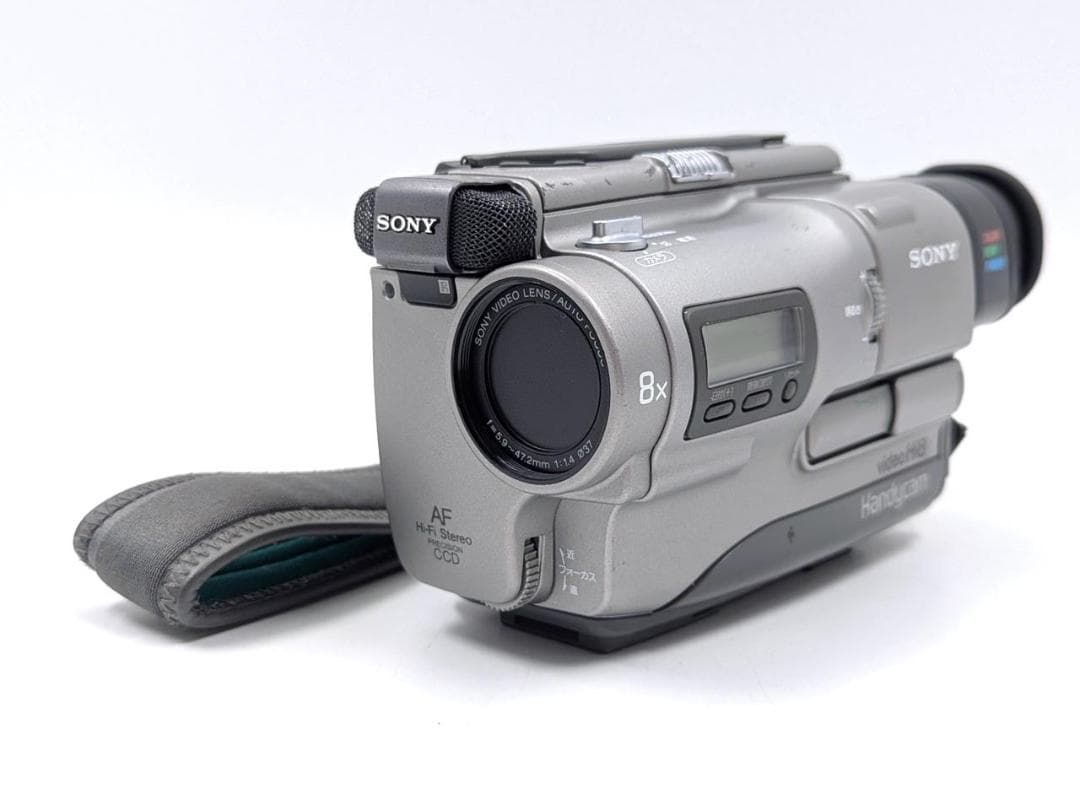 8mmテープのダビングに！ SONY ビデオカメラ CCD-TR1 02