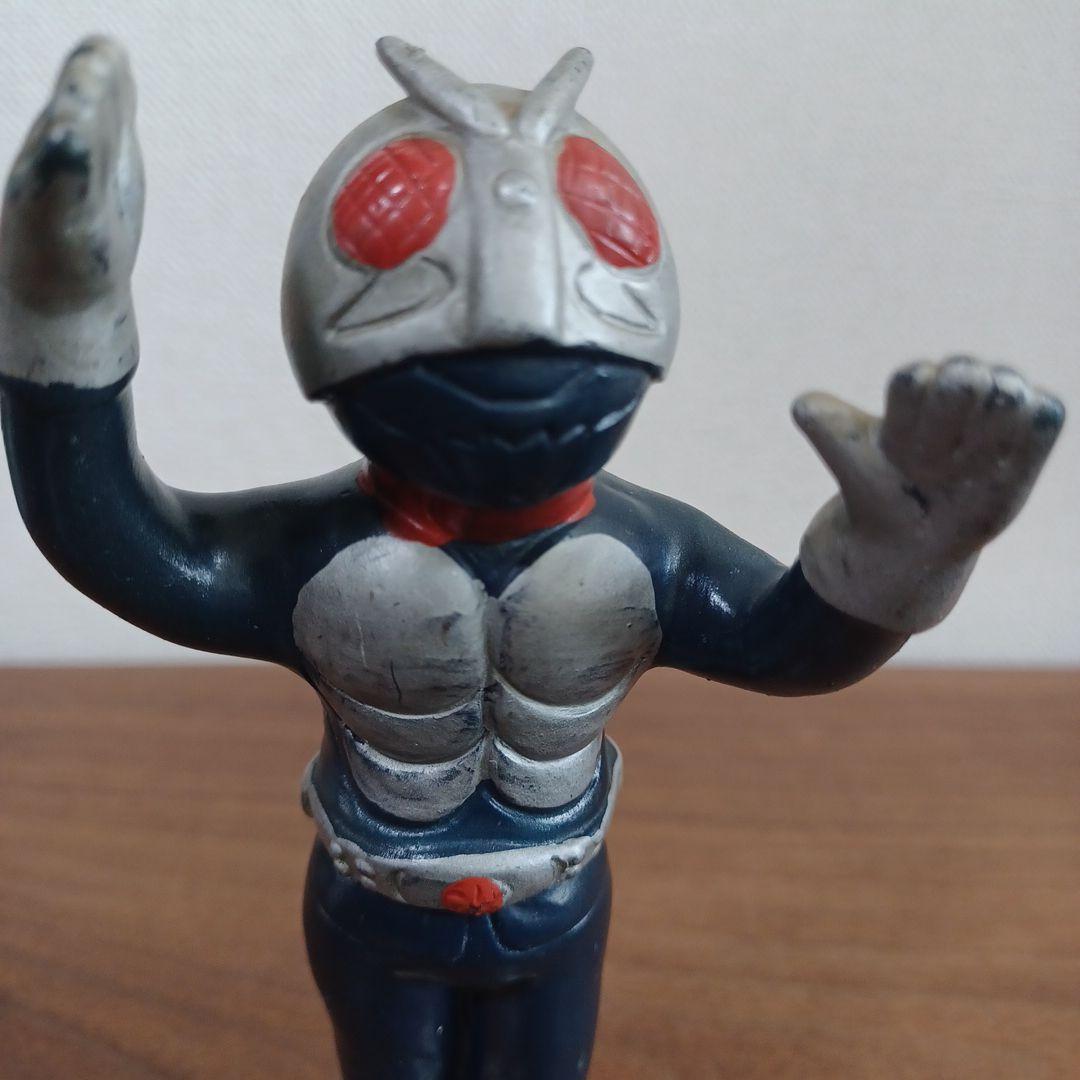 当時物 無版権 「仮面ライダー」鉛筆削り付きの希少ソフビフィギュア