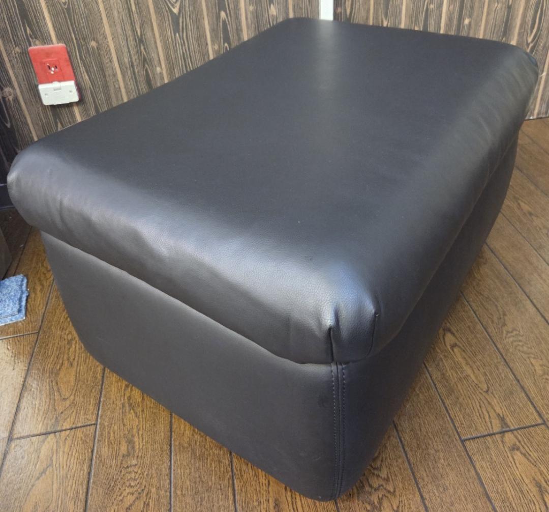 〈日本フクラ〉スツール Ｎ103-17 黒 ビニールレザー 現状渡し