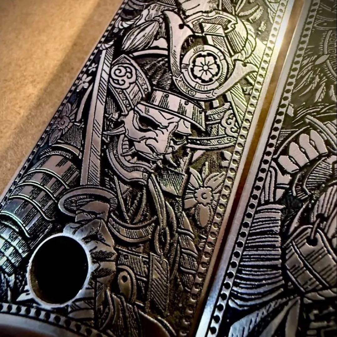 1911 グリップ ステンレス レーザー彫刻 - メルカリ